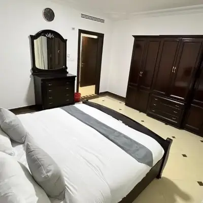 شقة مفروشة اربع غرف نوم عبدون