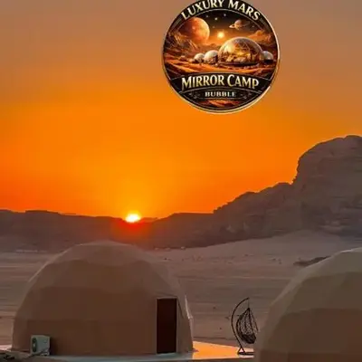 MARS MIRROR BUBBLE lUXURY CAMP