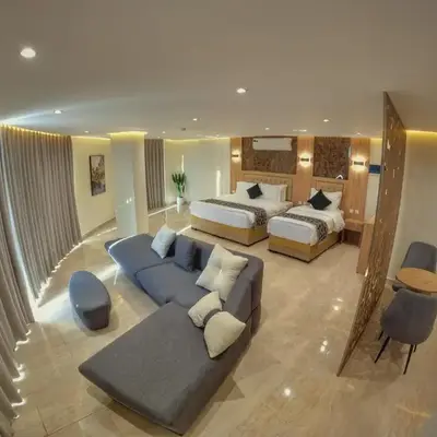Grand Season Hotel