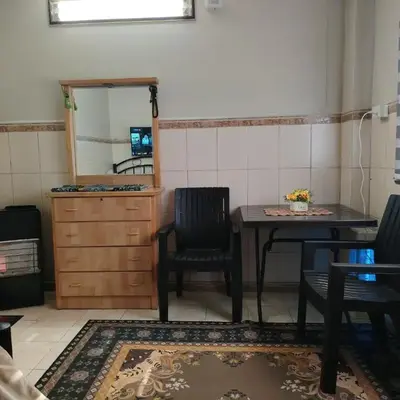بيت الحجر