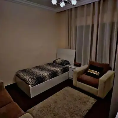 شقه مفروشه