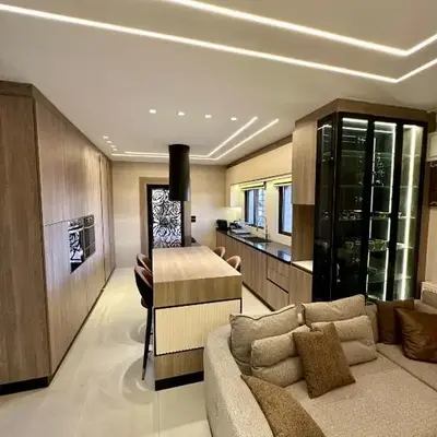 Modern Residence for families only
