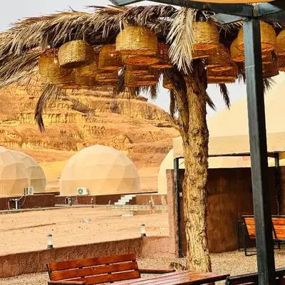 Rum Ronza Luxury Camp