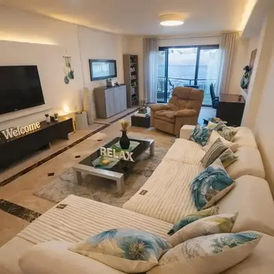 Abdoun Grand Family Apartment