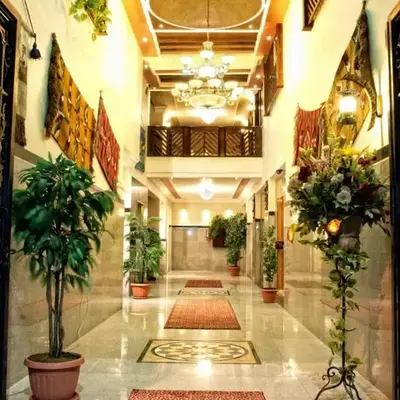 Jardaneh Hotel