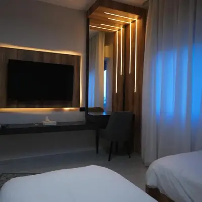Al Jawhara Hotel Suites